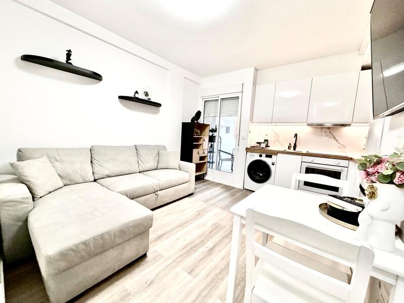 1 bedroom Apartment for sale