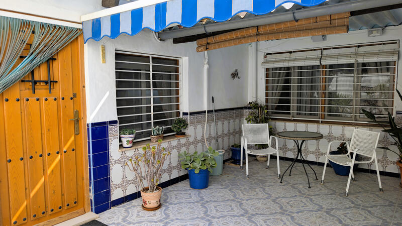 3 bedroom Commercial Property for sale