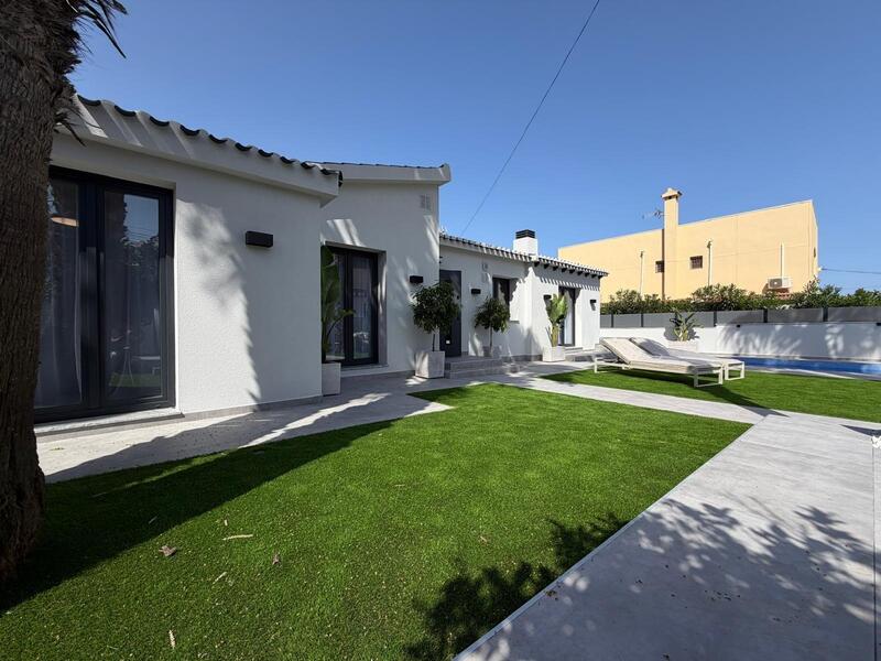 4 slaapkamer Villa Te koop 4 slaapkamer Villa Te koop