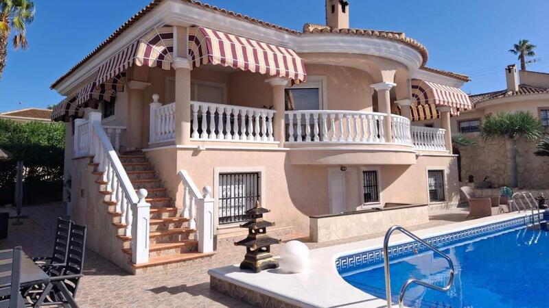 Villa for sale in Rojales, Alicante