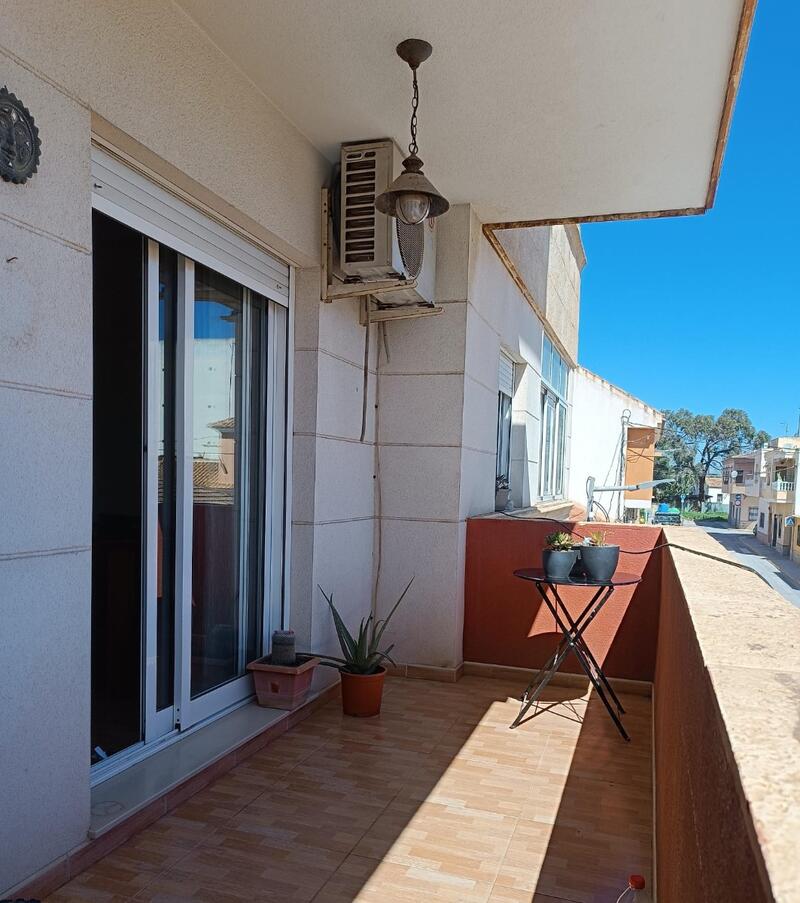 Lejlighed til salg i Los Montesinos, Alicante