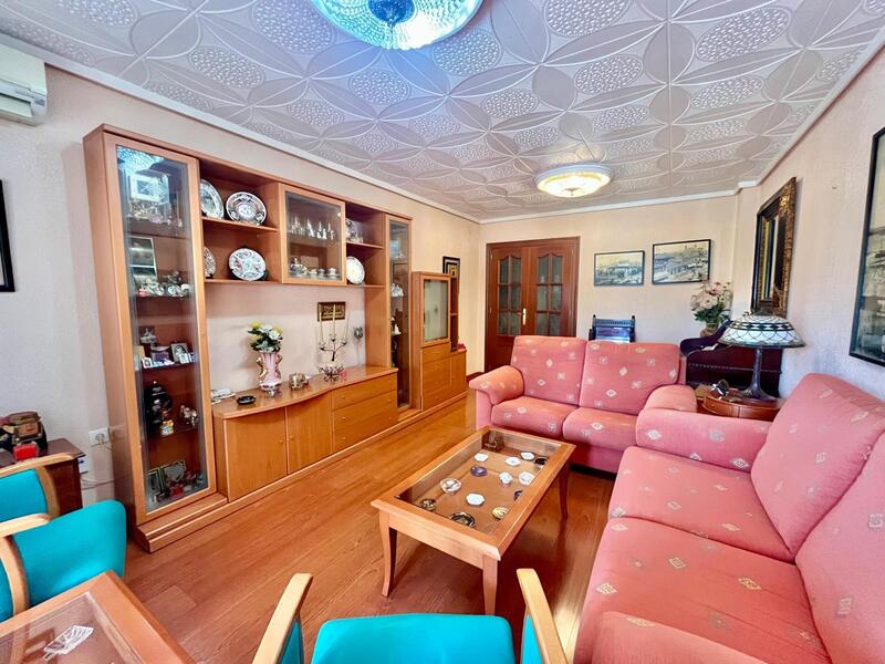 Appartement zu verkaufen in Torrevieja, Alicante