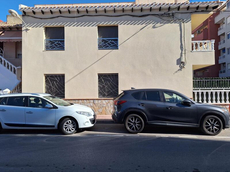 5 bedroom Townhouse for sale 5 bedroom Townhouse for sale