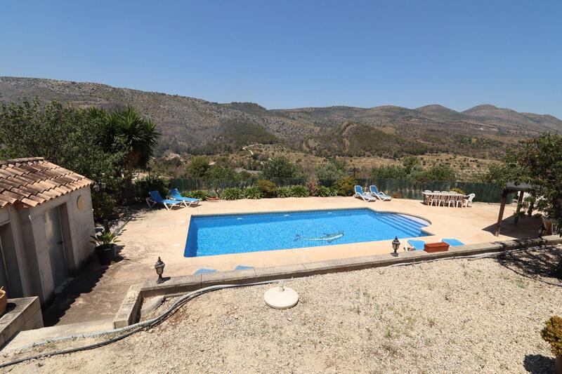 9 bedroom Country House for sale
