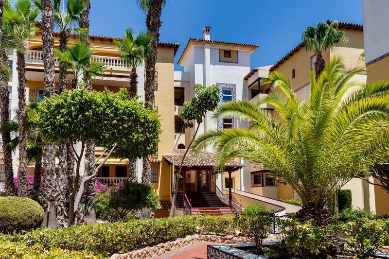 Apartment for sale in Torrevieja, Alicante