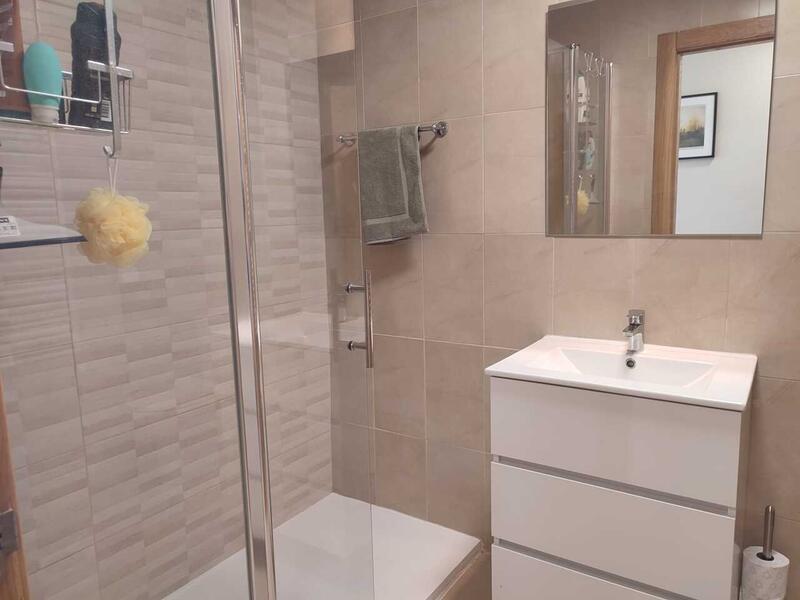 2 slaapkamer Appartement Te koop 2 slaapkamer Appartement Te koop