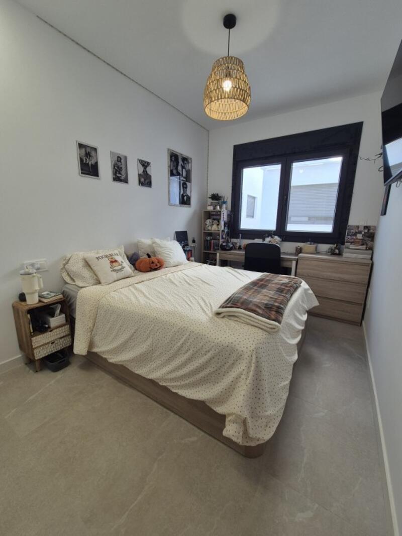 3 bedroom Townhouse for sale