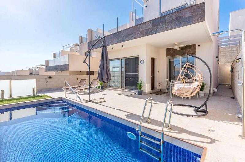 3 bedroom Villa for sale