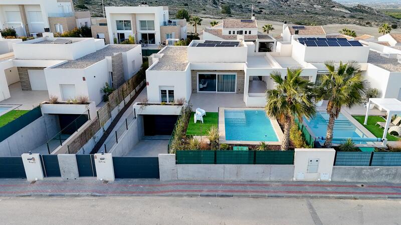4 bedroom Villa for sale