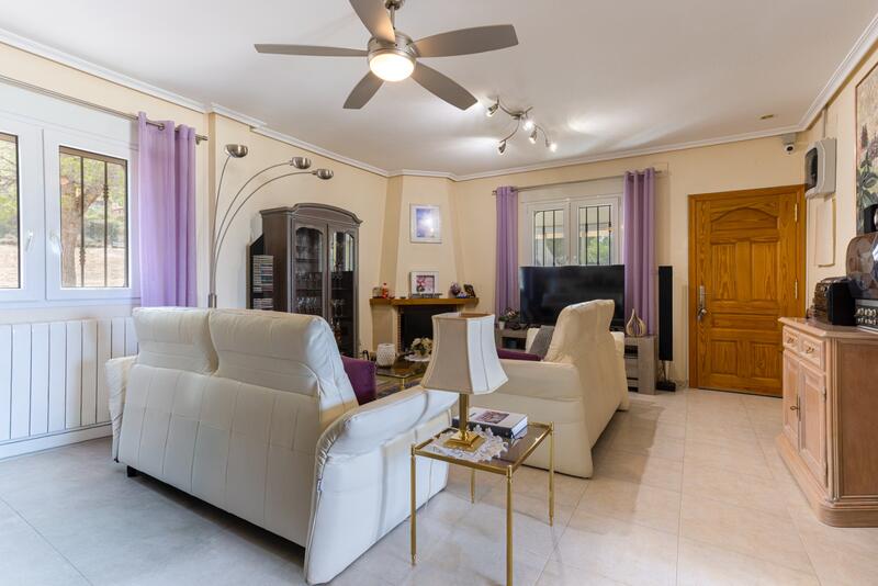 4 bedroom Villa for sale