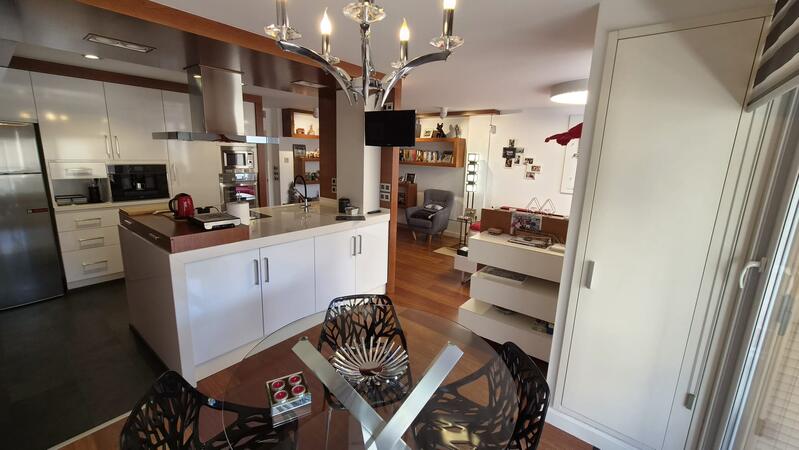 4 slaapkamer Appartement Te koop 4 slaapkamer Appartement Te koop