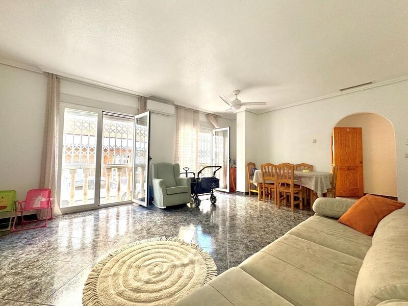 2 bedroom Apartment for sale 2 bedroom Apartment for sale