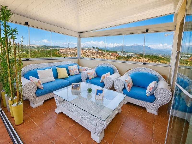 Apartment for sale in La Duquesa, Málaga