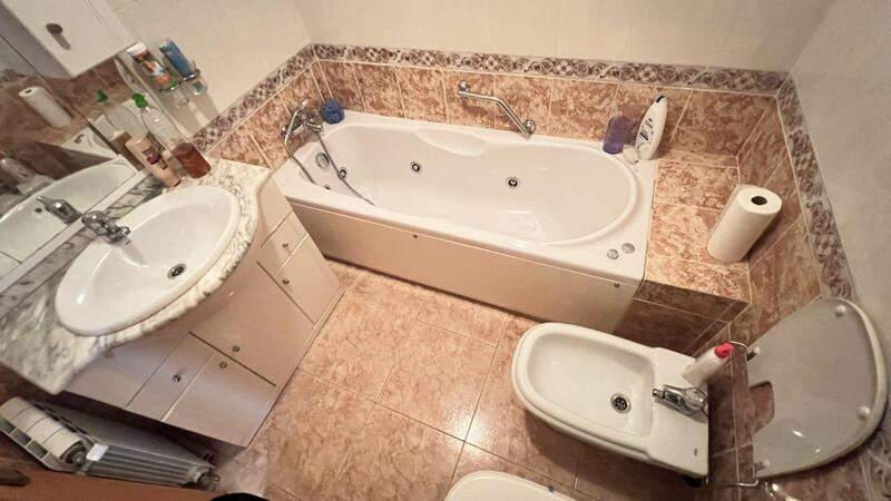 3 slaapkamer Villa Te koop 3 slaapkamer Villa Te koop