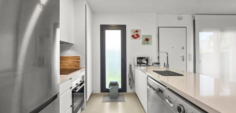 2 slaapkamer Appartement Te koop 2 slaapkamer Appartement Te koop