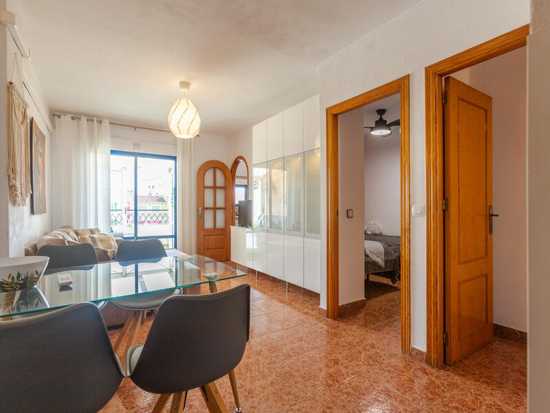 Apartamento en venta en Torrevieja, Alicante