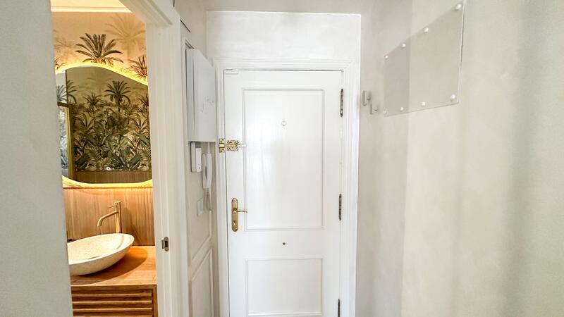 2 slaapkamer Appartement Te koop 2 slaapkamer Appartement Te koop