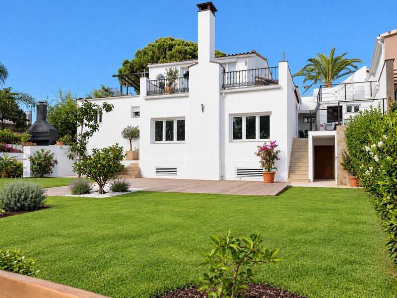 Villa en venta en El Rosario, Málaga