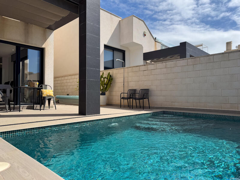 3 bedroom Villa for sale 3 bedroom Villa for sale