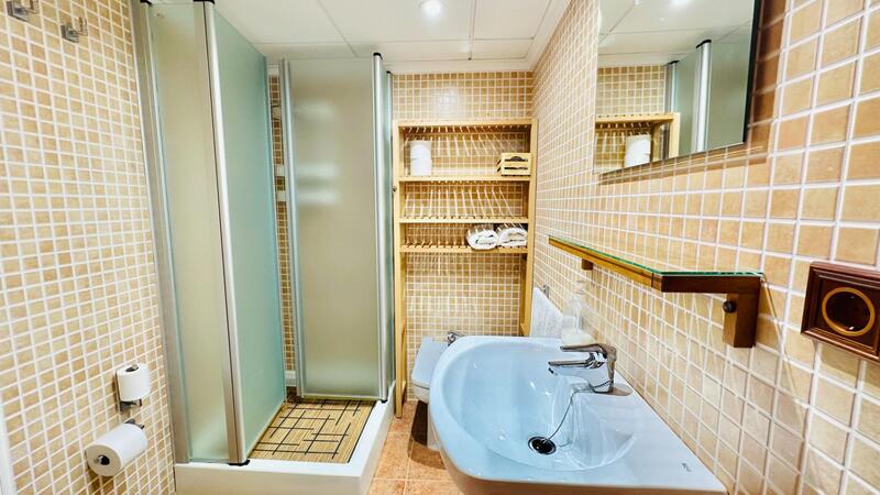 5 Schlafzimmer Villa zu verkaufen 5 Schlafzimmer Villa zu verkaufen