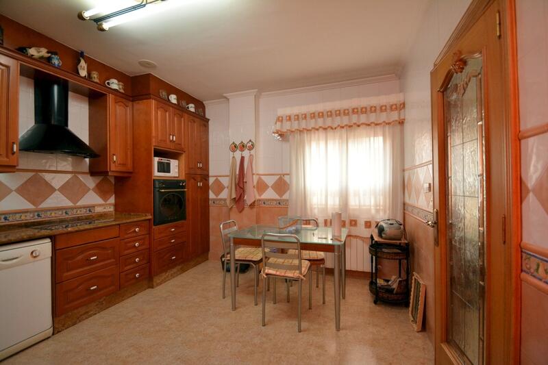 8 bedroom Villa for sale 8 bedroom Villa for sale