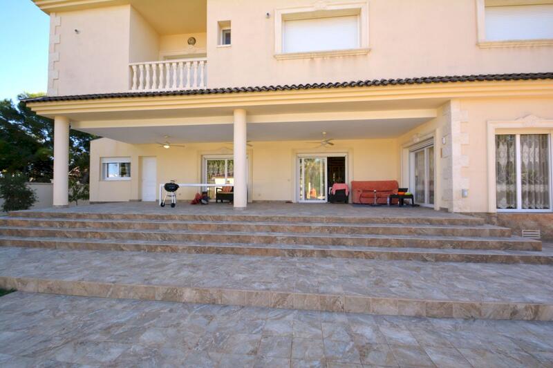 9 bedroom Villa for sale 9 bedroom Villa for sale