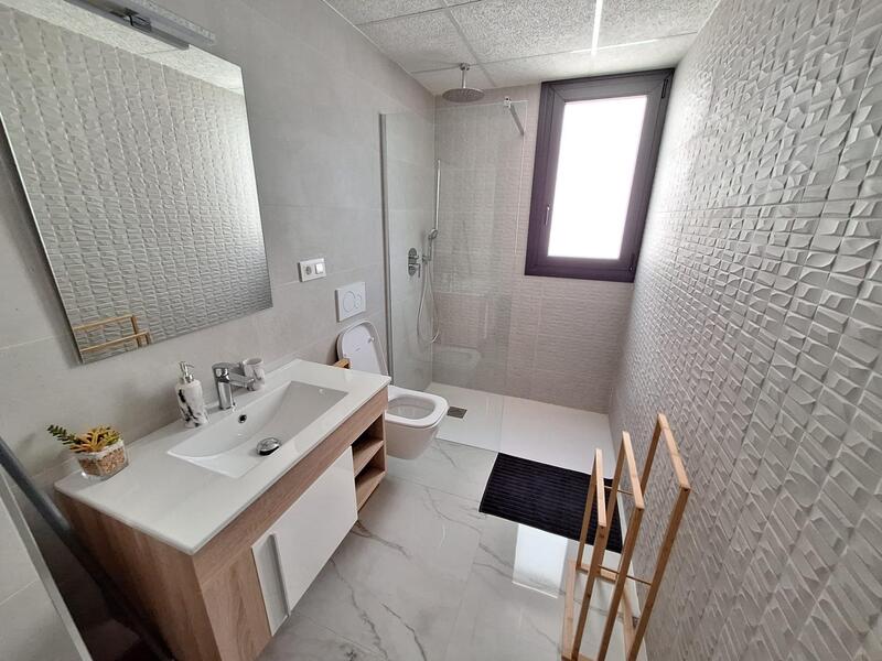 2 bedroom Apartment for sale 2 bedroom Apartment for sale
