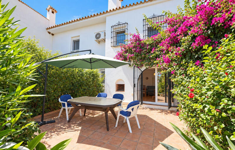 Stadthaus zu verkaufen in Casares Playa, Málaga Stadthaus zu verkaufen in Casares Playa, Málaga