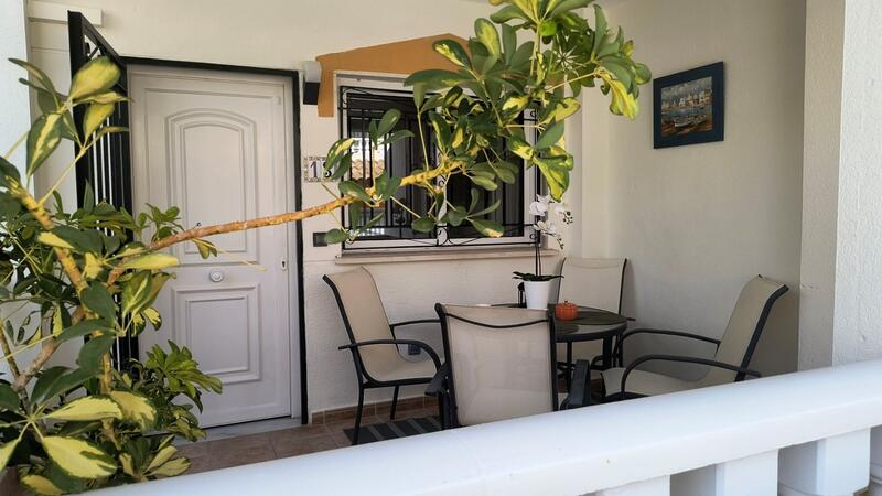 Radhus till salu i Alacant/Alicante, Alicante