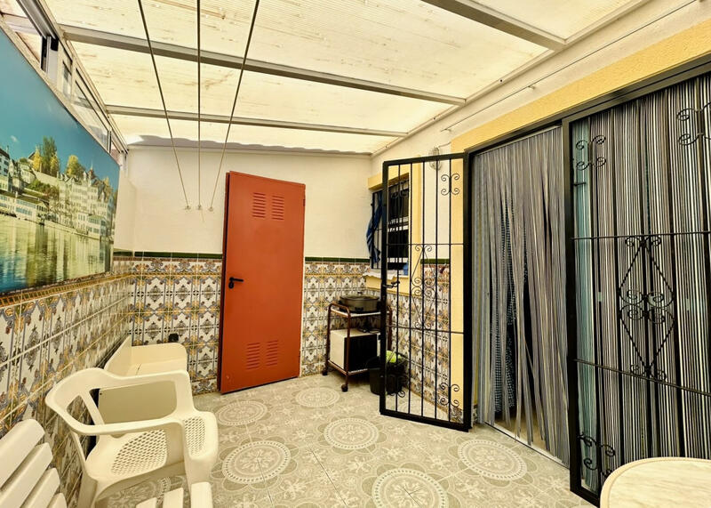 2 bedroom Townhouse for sale 2 bedroom Townhouse for sale