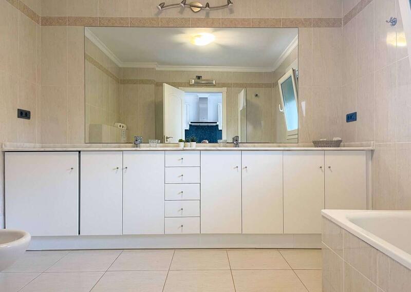 2 bedroom Apartment for sale 2 bedroom Apartment for sale