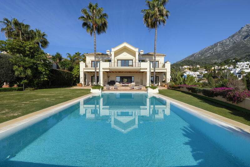 Villa til salg i Marbella, Málaga