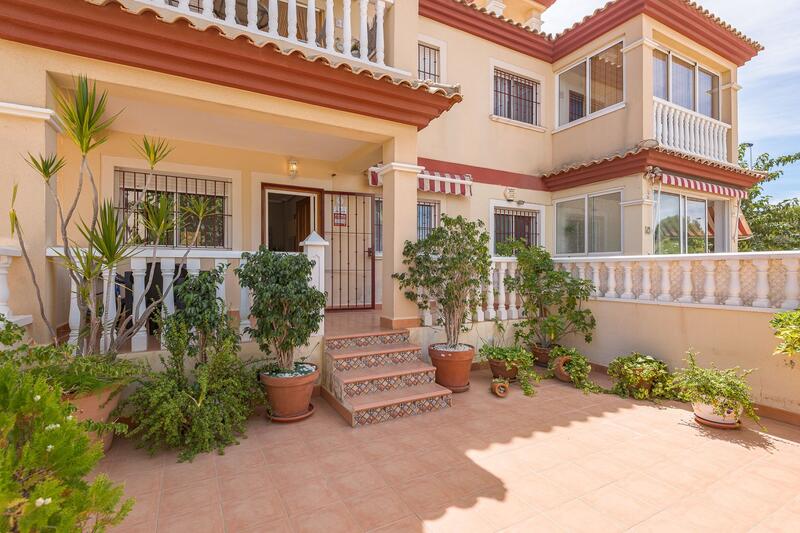 Villa for sale in San Pedro del Pinatar, Murcia Villa for sale in San Pedro del Pinatar, Murcia