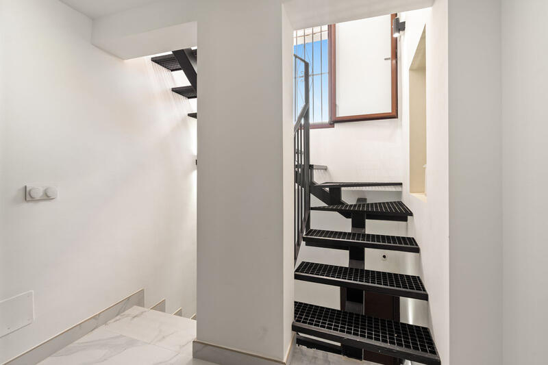 1 bedroom Townhouse for sale