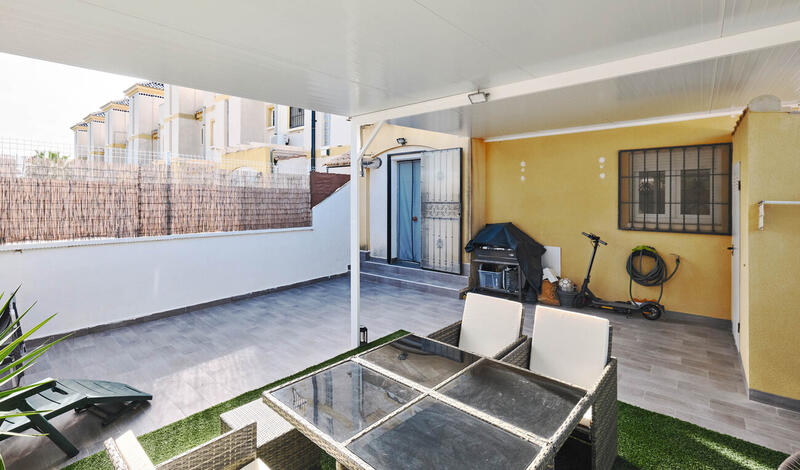 3 bedroom Country House for sale 3 bedroom Country House for sale