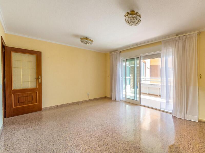 3 bedroom Apartment for sale