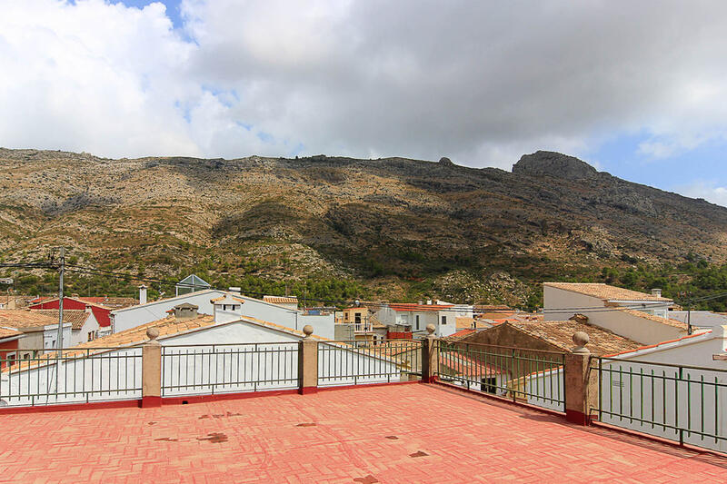 Stadthaus zu verkaufen in Benigembla, Alicante