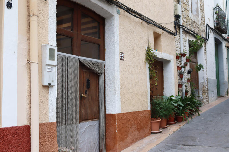 Maison de Ville à vendre dans Castell de Castells, Alicante