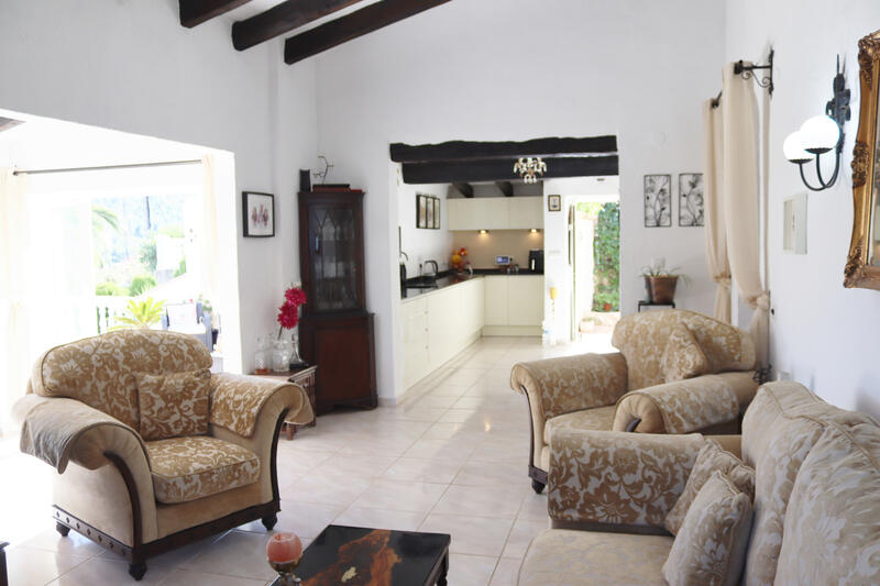6 bedroom Villa for sale 6 bedroom Villa for sale