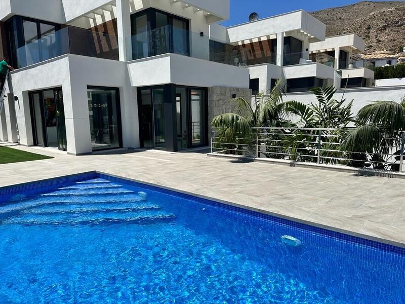 Villa till salu i Finestrat, Alicante