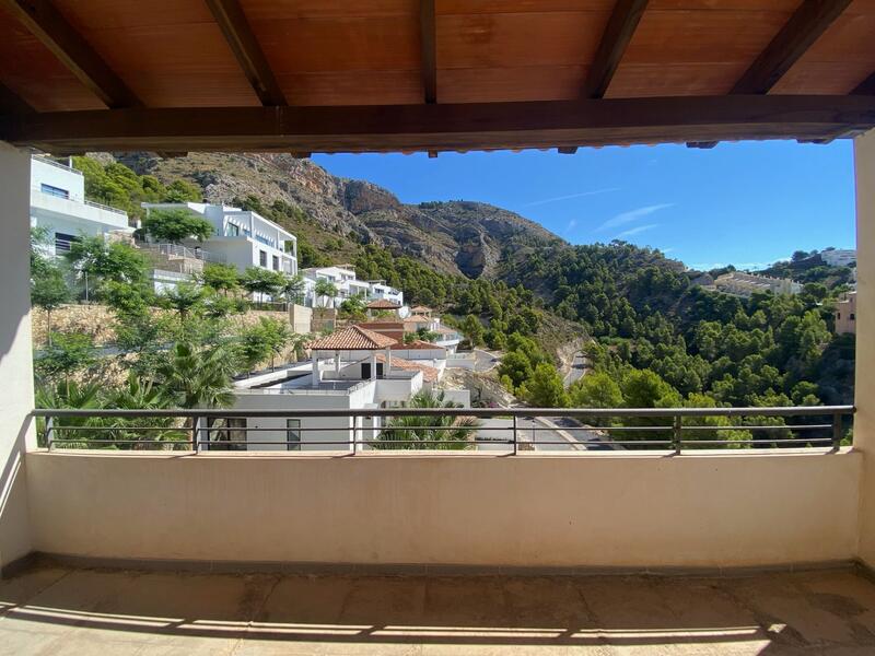 Villa til salg i Altea, Alicante