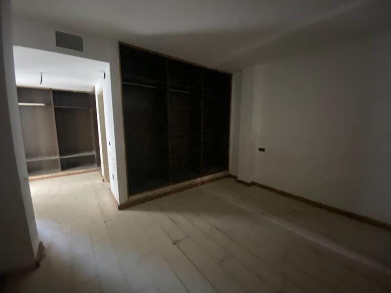 4 Cuarto Villa en venta