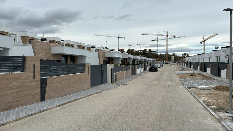 Villa til salg i Finestrat, Alicante