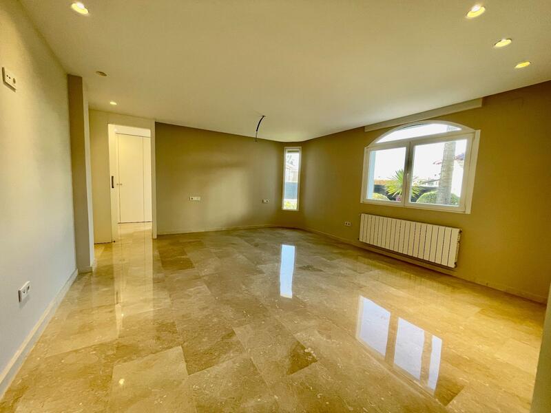 4 bedroom Villa for sale