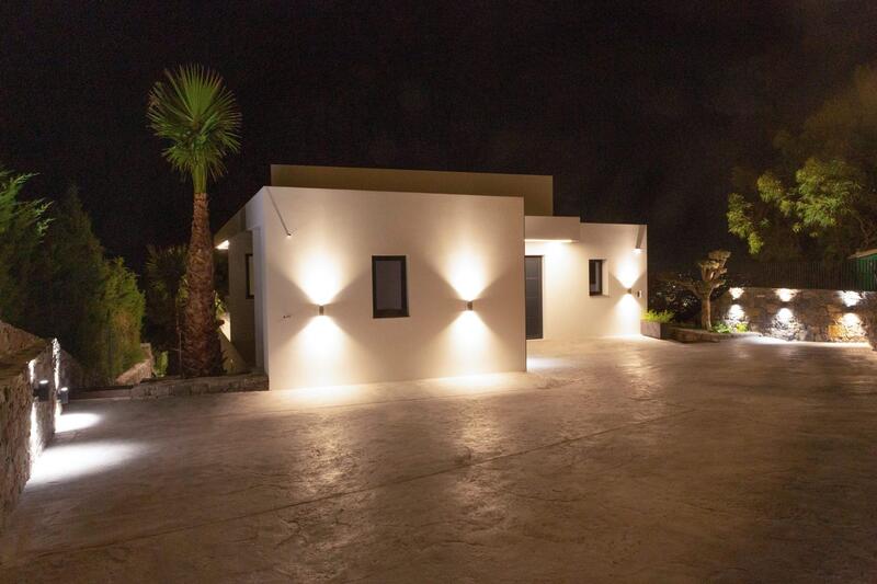 4 bedroom Villa for sale