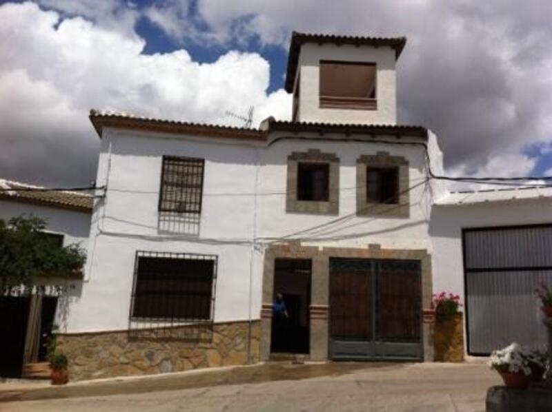 Деревенский Дом продается в Frailes, Jaén