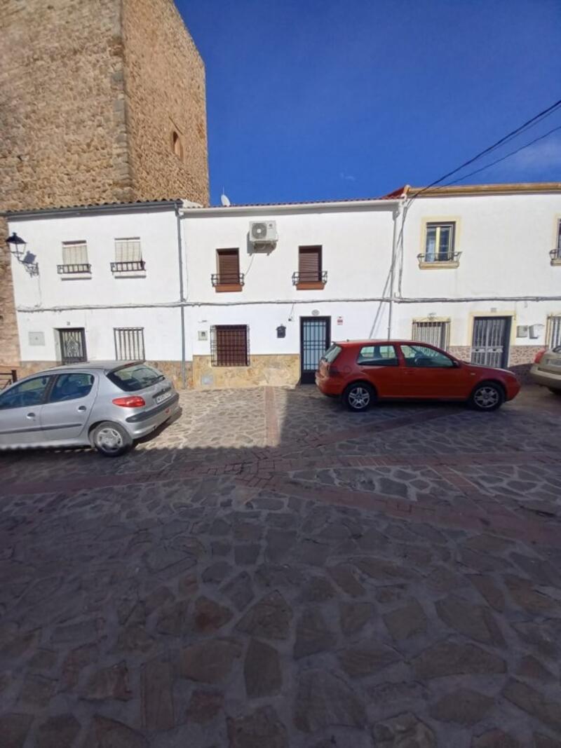 Townhouse for sale in Martos, Jaén