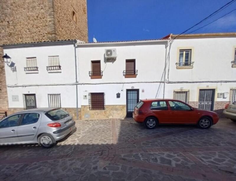 Gezinswoning Te koop in Martos, Jaén