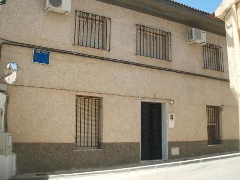 Country House for sale in Las Casillas de Martos, Jaén