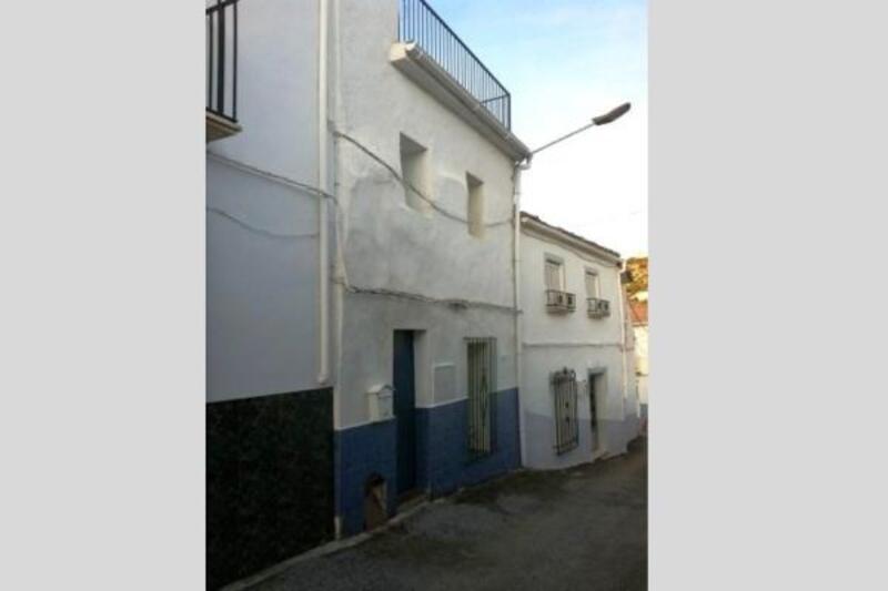 Country House for sale in Alcala la Real, Jaén